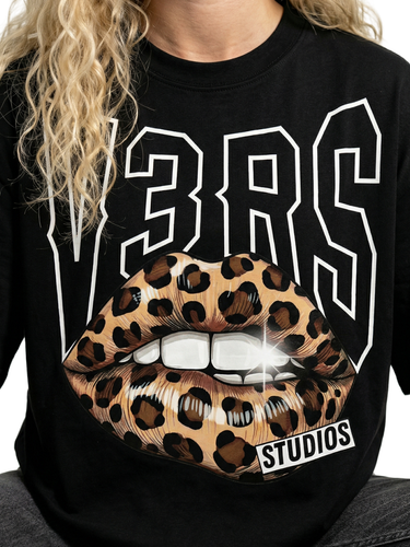 Leopard Lips - T-Shirt (Black) - V3RS
